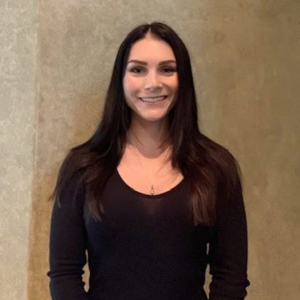 Meet your Posher, Danielle